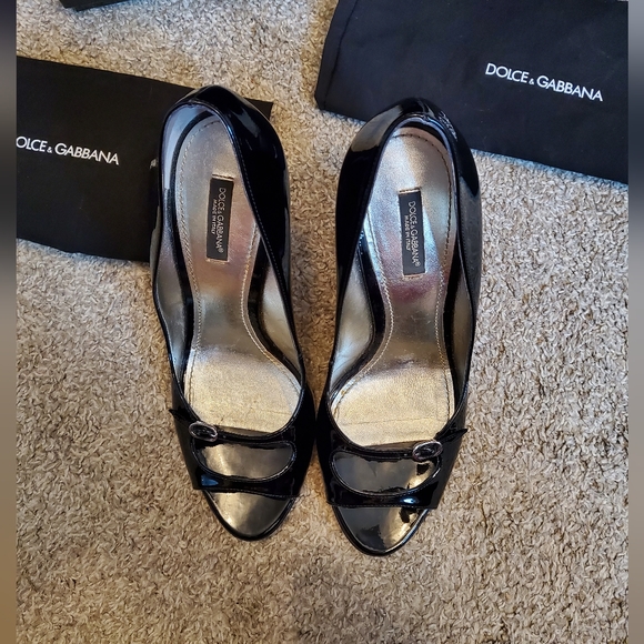 Dolce & Gabbana Black Patent leather heels - Picture 2 of 6